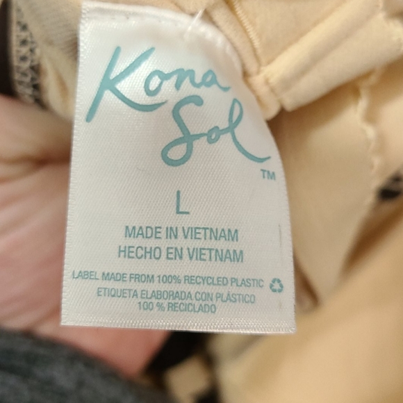 Kona Sol Leopard One Piece Swimsuit - Picture 11 of 11